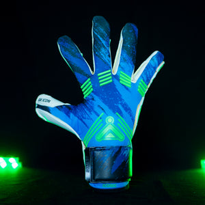 Junior Iconic Flow Goalkeeper Gloves
